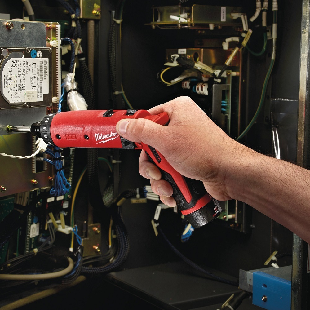 Отвертка Milwaukee M4 D-202B  аккумуляторная