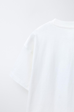 ZARA ФУТБОЛКА С ВЫШИВКОЙ, БЕЛЫЙ
