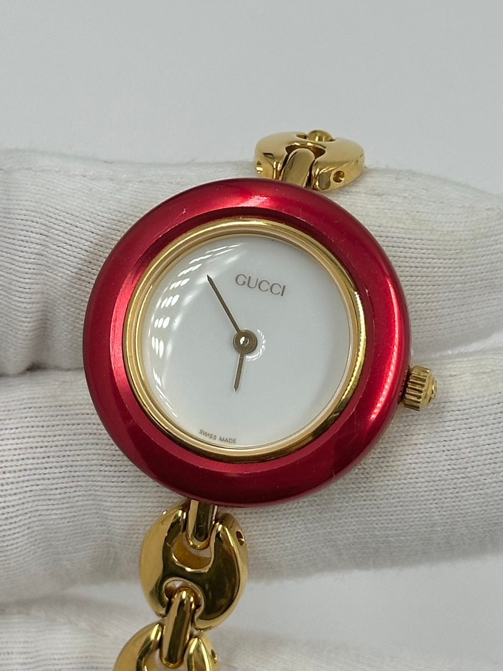 Часы Gucci 11/12.2