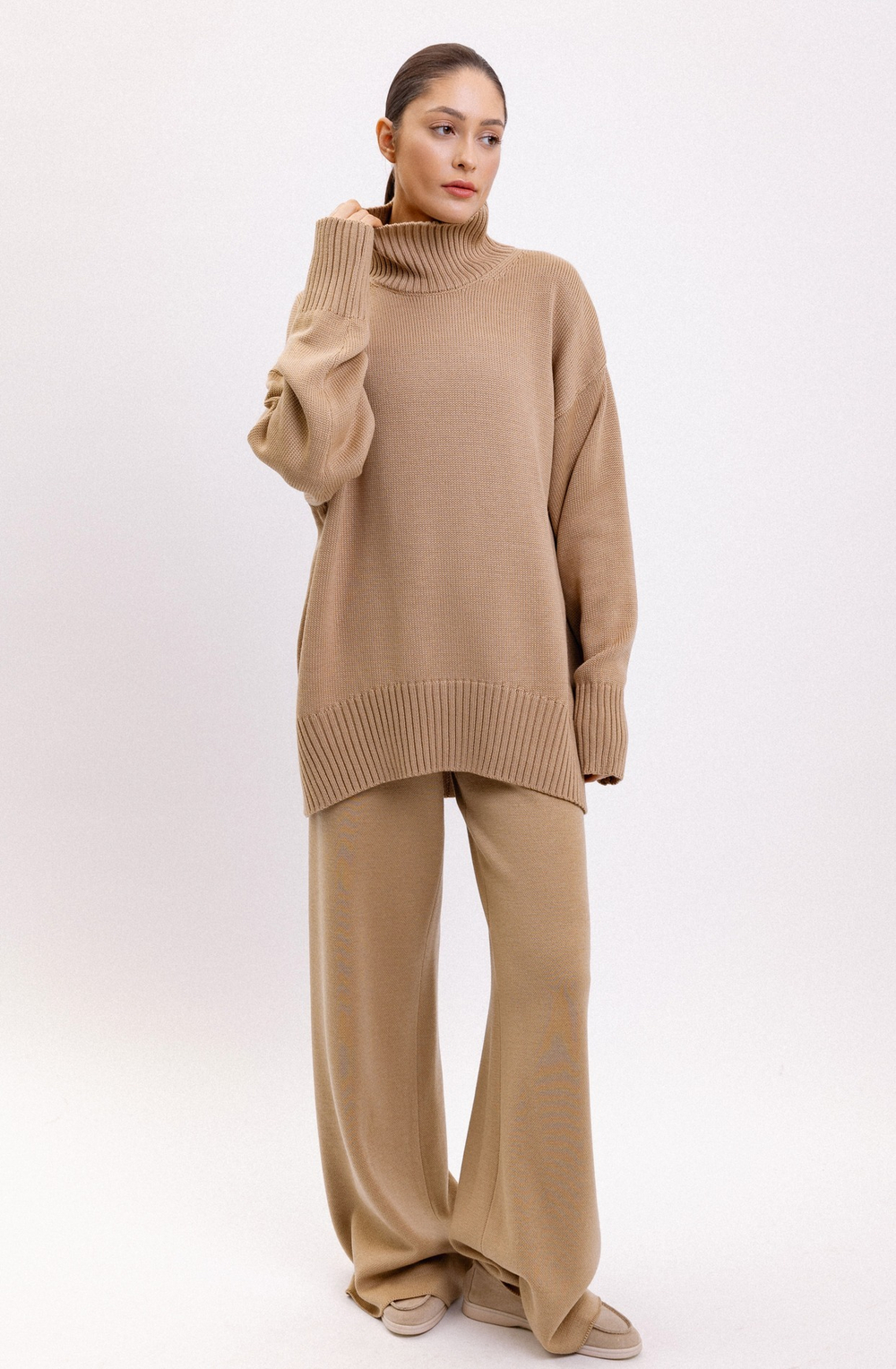 Свитер базовый