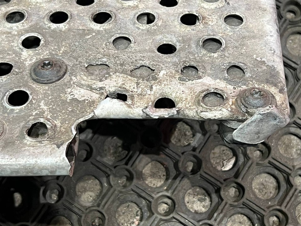 Трап на раму за кабиной