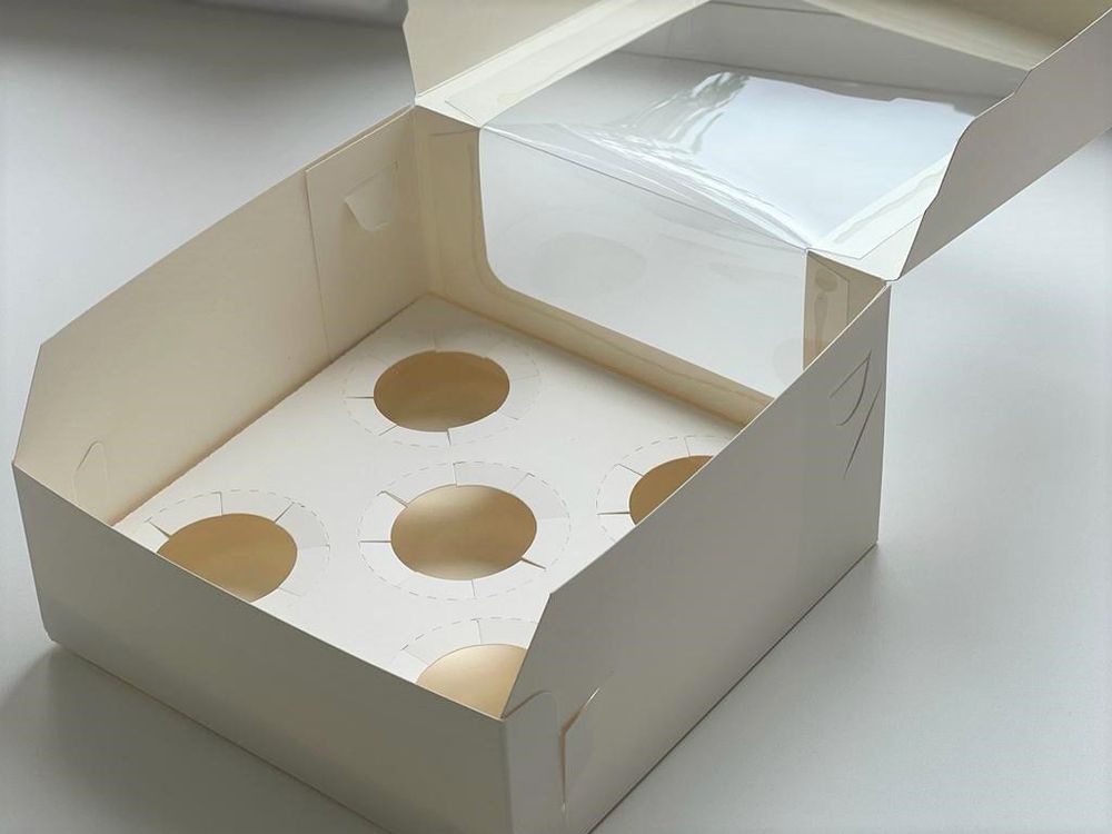 Коробка под капкейки с увеличенным окошком 180*180*100 мм (5) (белая) NEW