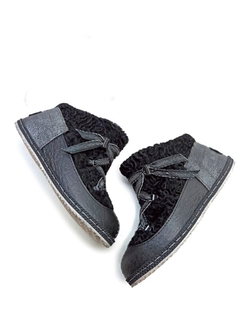 Ботильоны из каракуля "In Black"