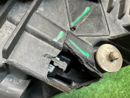 Фара правая Volvo XC60 2 (2017-2021) LED