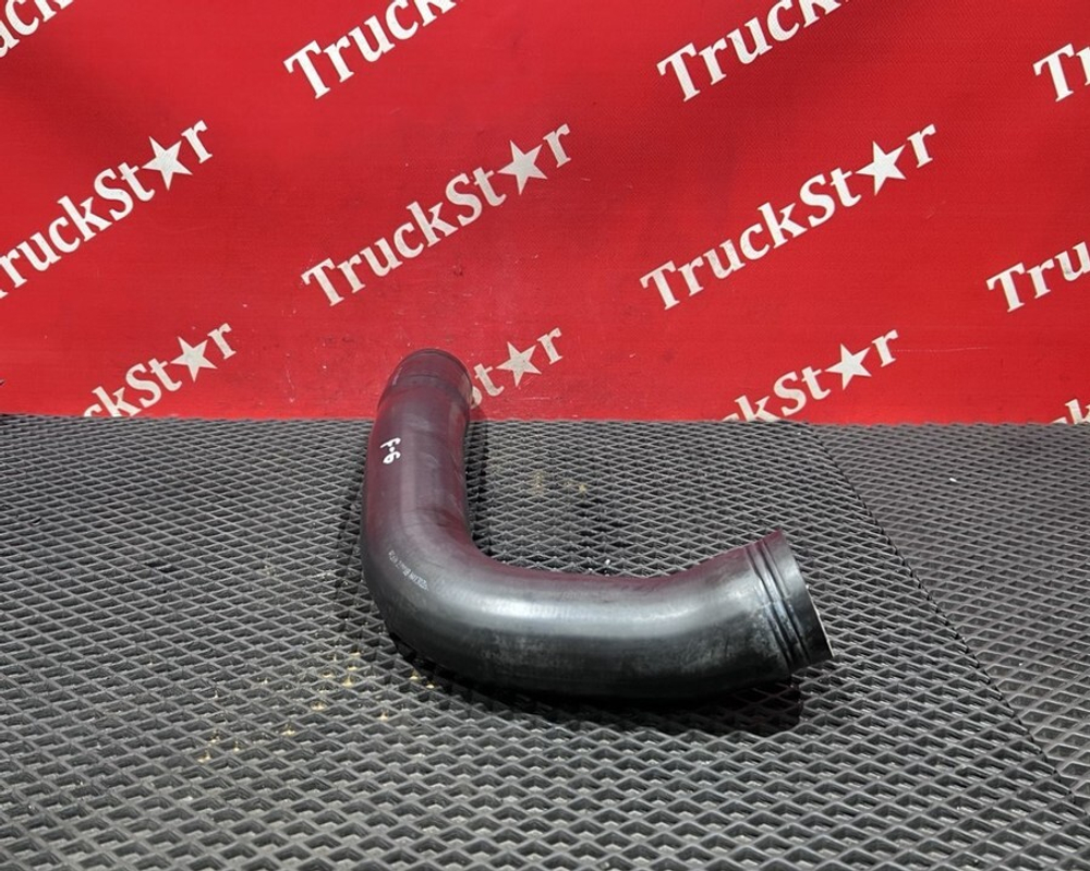 Патрубок радиатора