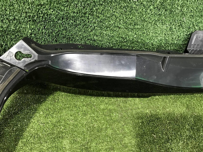 Кронштейн спойлера багажника BMW X1 F48 (15-22)