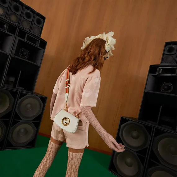 Мини-сумка Gucci Blondie белый