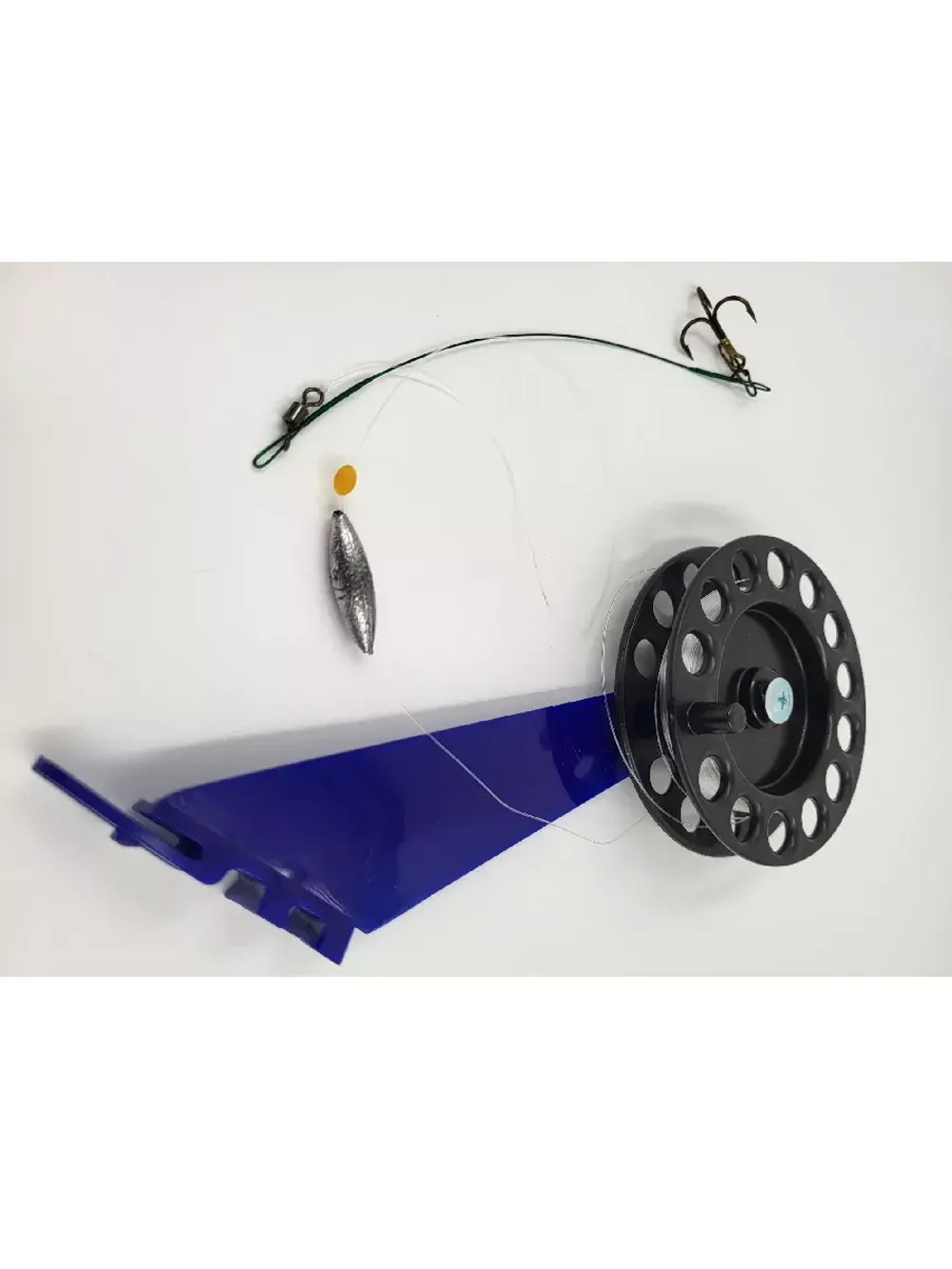 Жерлица оснащенная для зимней рыбалки, снасть