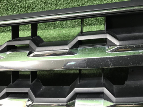 Решетка радиатора VW Teramont (2017-2022)