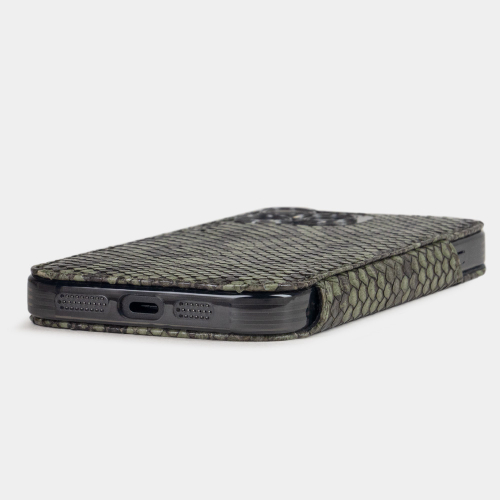 Чехол-книжка кожаная для iPhone 16 Pro, питон зеленого цвета