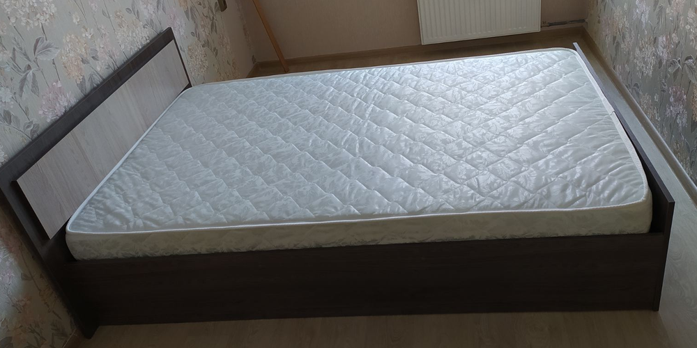 Кровать LIGHT Фиеста ясень темн/ясень св 1600 + настил