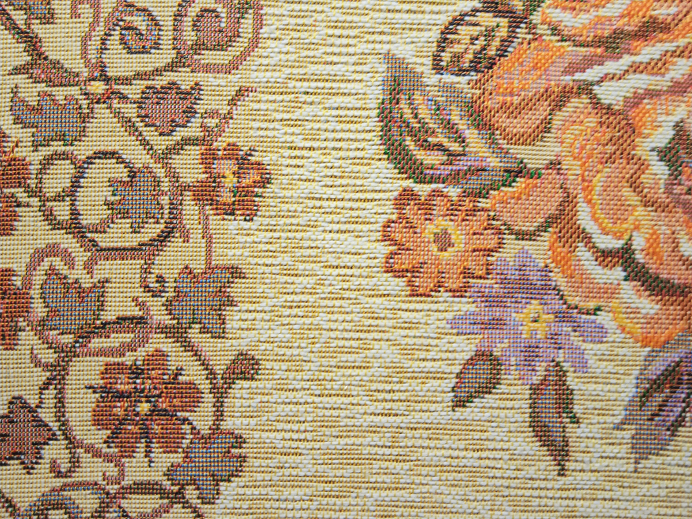 Декоративная гобеленовая салфетка Золотое трио 50х100