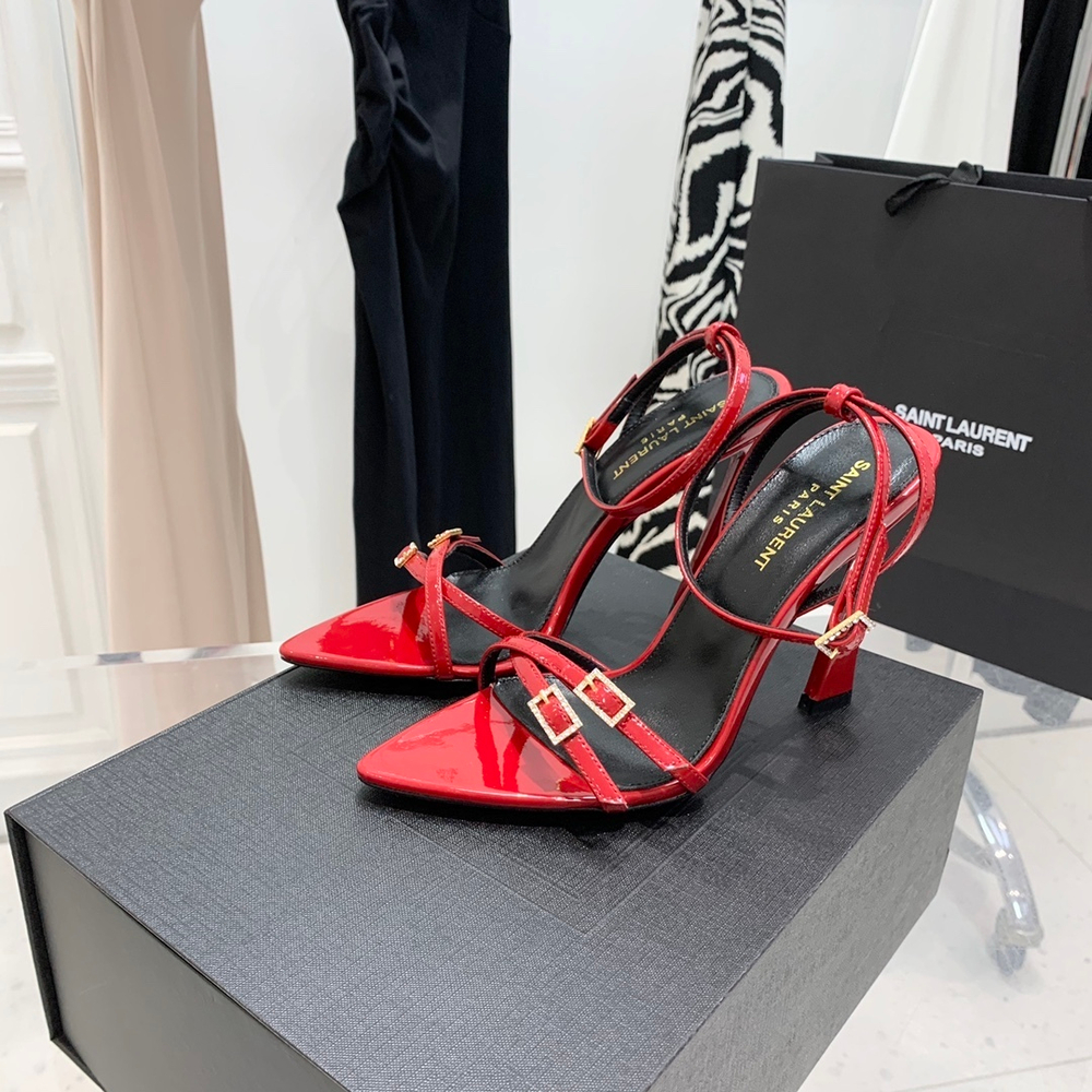 Saint Laurent Pumps