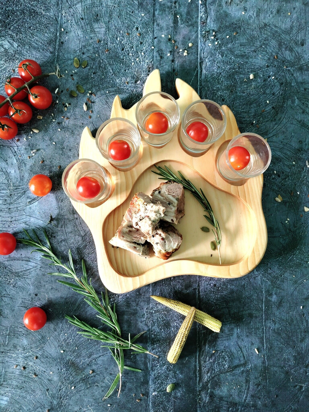 Деревянная шотница для подачи из кедра с 5 стопками