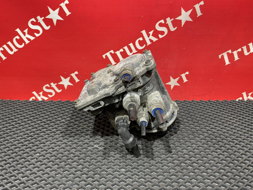 Кран управления тормозами прицепа