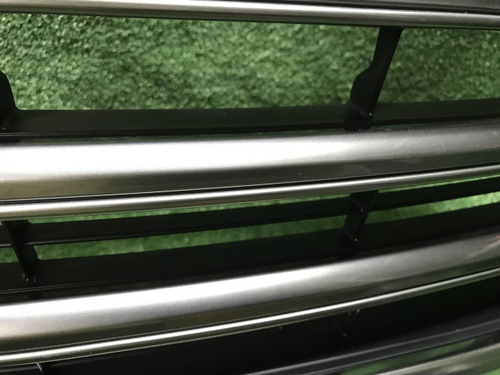 Решетка радиатора Lexus LX 3 (2015-2023)