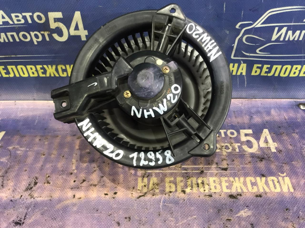 Моторчик печки TOYOTA PRIUS 2003-2011