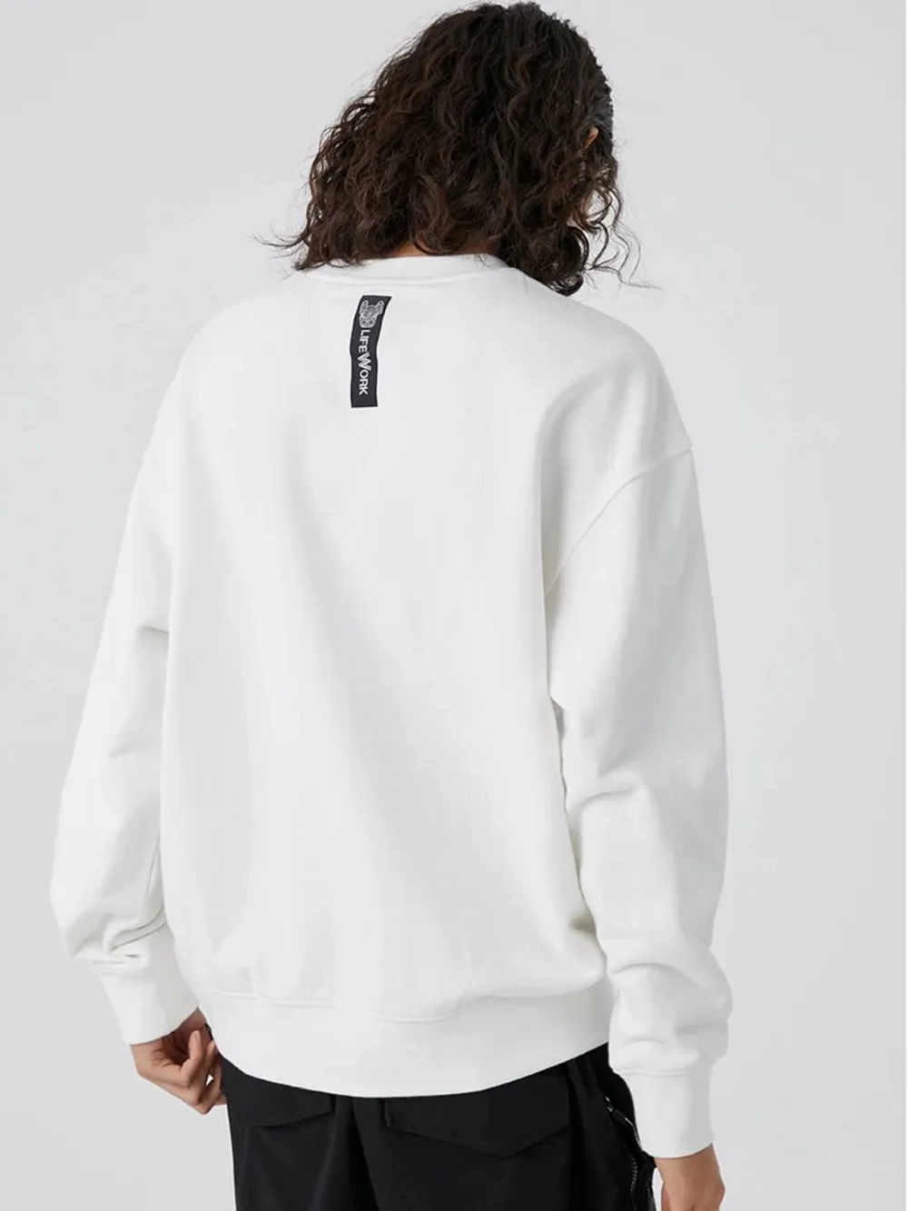 Свитшот с монограммный логотипом ladok