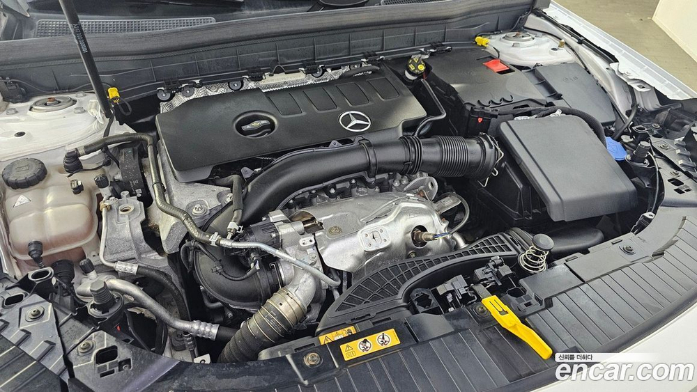 Mercedes-Benz GLB-Class X247 GLB250 4MATIC (02.2021)