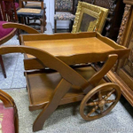 Сервировочный столик