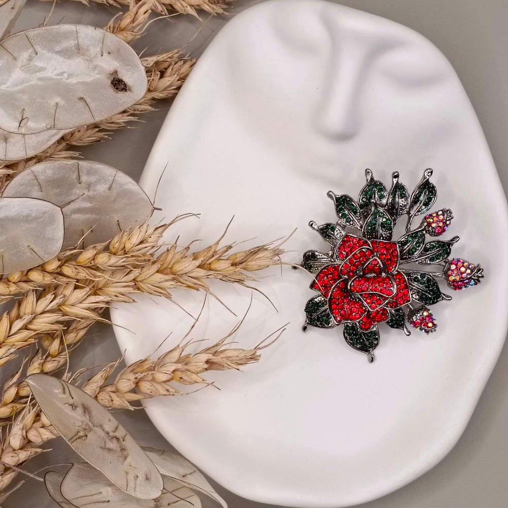 Брошь 3D " Королевская роза"
