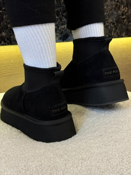 Низкие черные угги с неопреновым голенищем