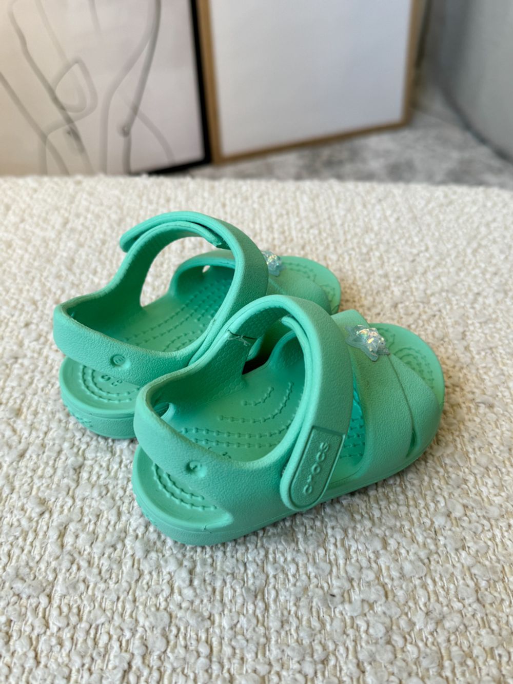 Новые сандалии Crocs, 20