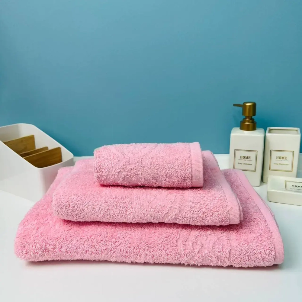 Полотенце махровое 50*90см «Vivien» цвет розовая гвоздика 10110 плотность 400гр/м2 с петелькой-подвесом