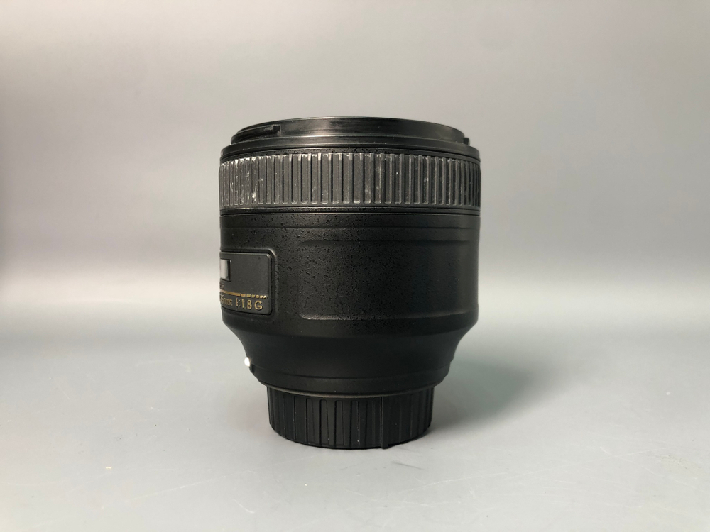 Nikon 85 mm 1.8G AF-S Nikkor