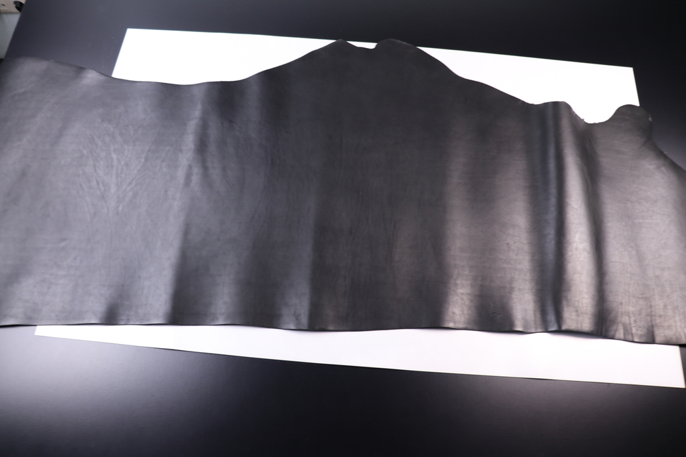 1,8-2,2 Юфть черная с восковым покрытием 128 дм² (КЛ)