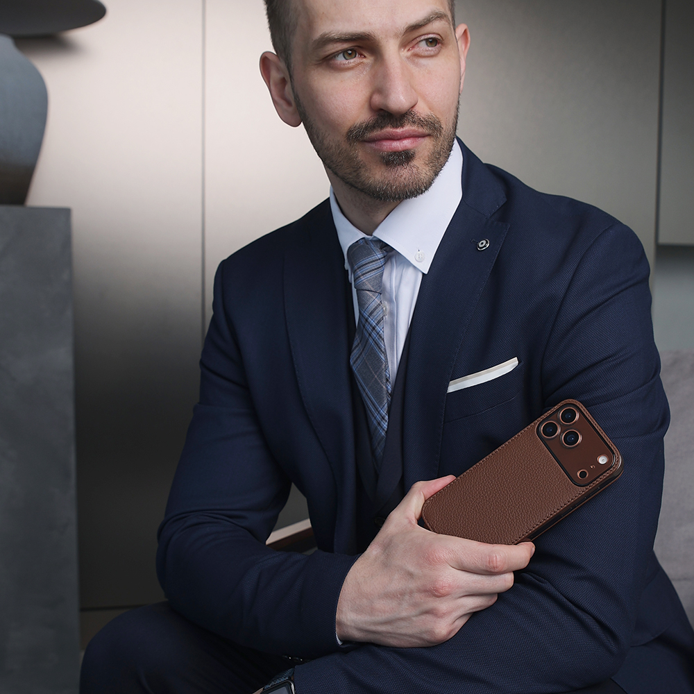 Кожаный чехол для iPhone 17 Pro Max, теленок цвета шоколад