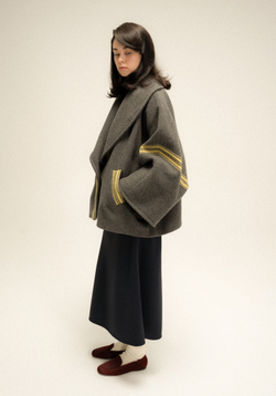 Пальто с широким воротом