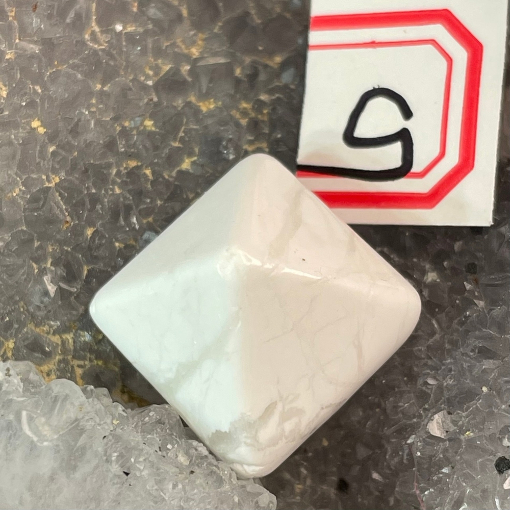 37001 Говлит Пирамида 14мм