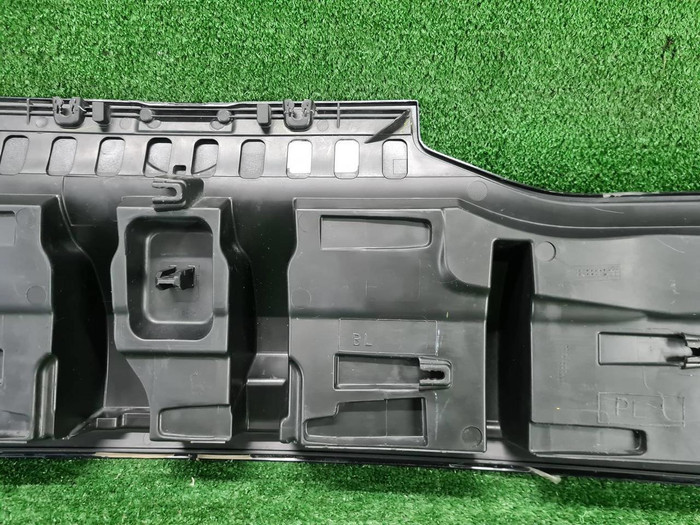 Накладка крышки багажника BMW X6 G06 (2019-н.в.) (В пленке)