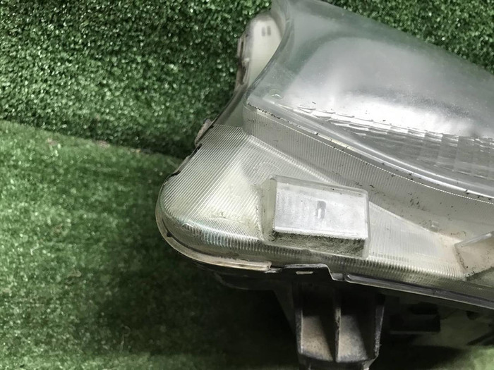 Фара левая Mercedes Sprinter W910 (19-нв) галоген