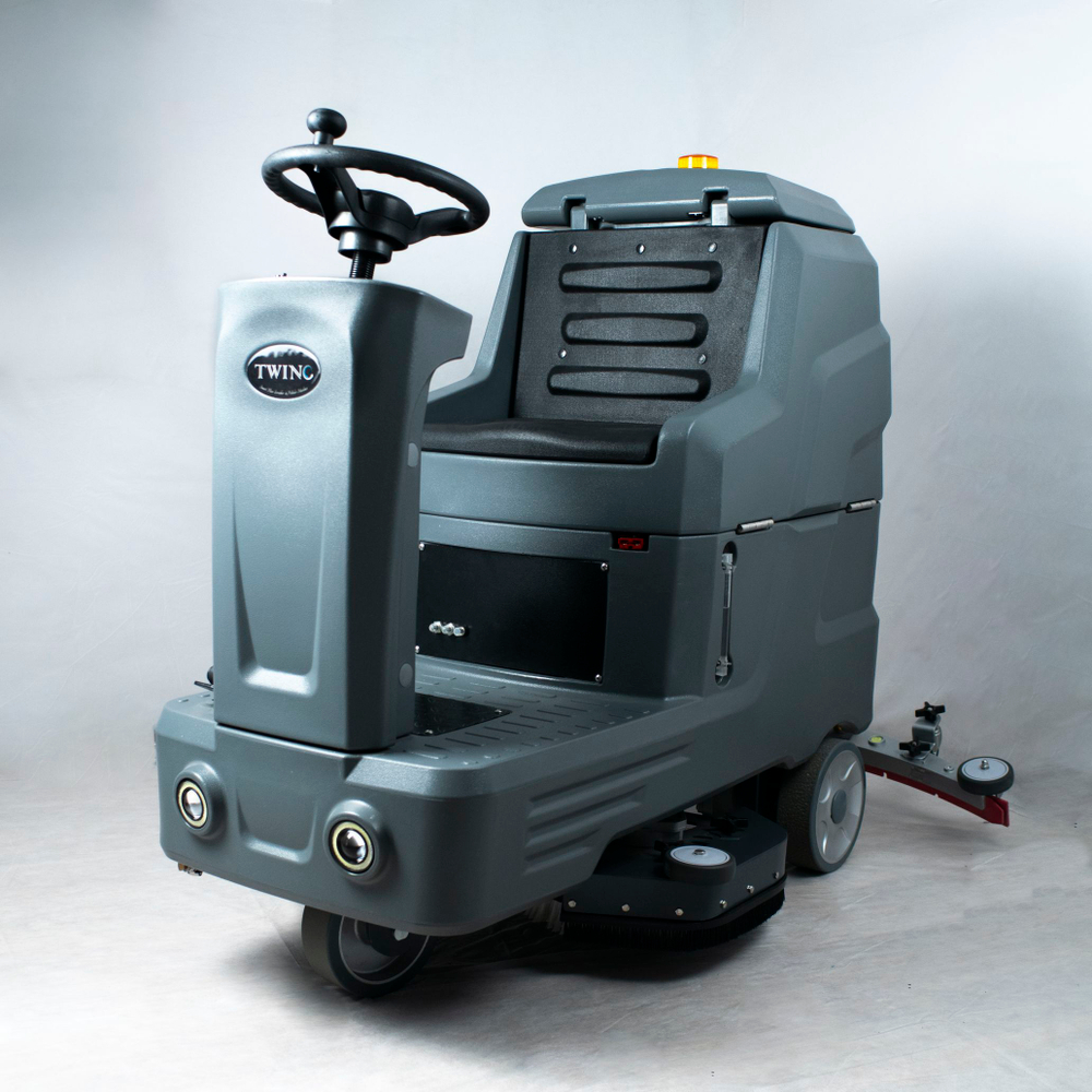 Поломоечная машина c местом для оператора Twinc C70DB 24V150AhLi30A (70см/80л)