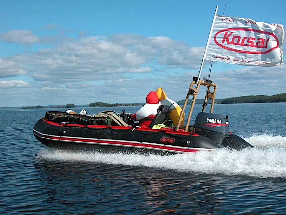 Лодка ПВХ Мнев и К Korsar Командор KMD-470 -