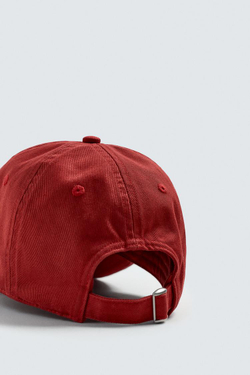 ZARA КЕПКА ИЗ СТИРАНОГО ХЛОПКА, КРАСНЫЙ