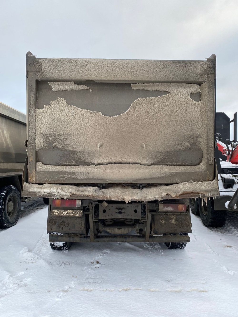 Автомастер 6589* на шасси FAW CA 3310 8x4 Самосвал 658983-01 (Дизельный, 11,1 л, 420 л.с, МТ)