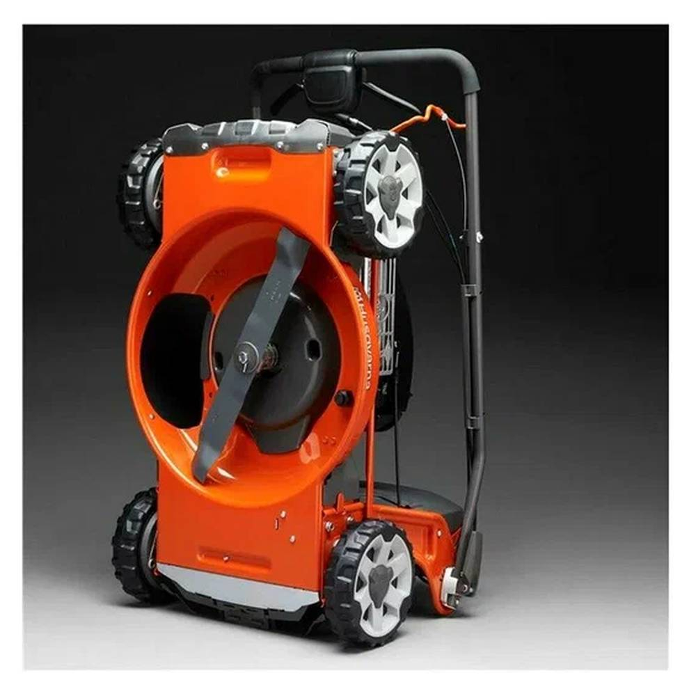 Бензиновая газонокосилка Husqvarna LC 247SP