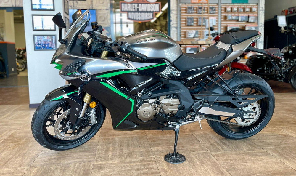 QJMOTOR SRK 600 RC (Gray)