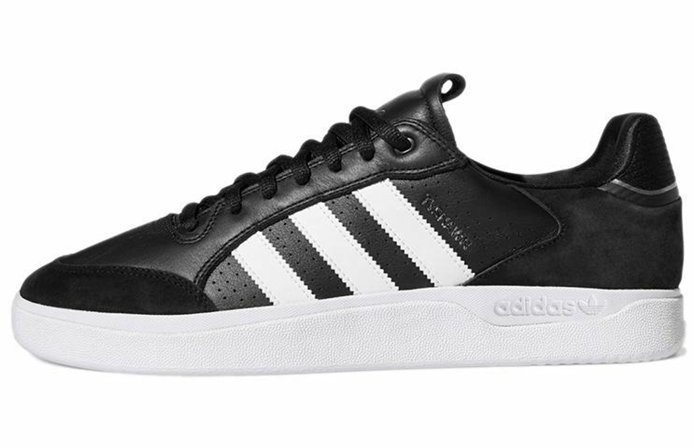 Кроссовки Adidas Originals Tyshawn