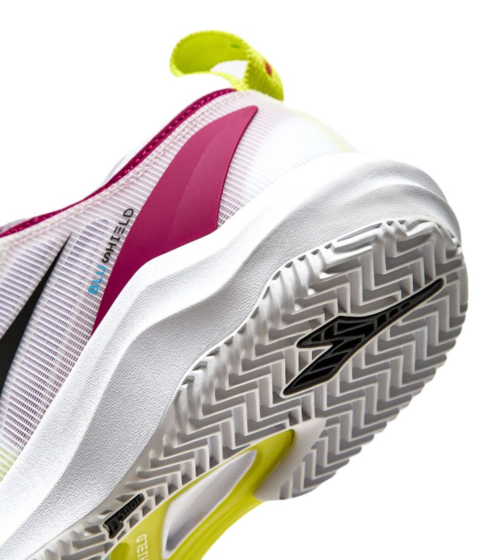 Женские теннисные кроссовки Diadora Speed Blushield Fly 4 + - white/black/vivacious