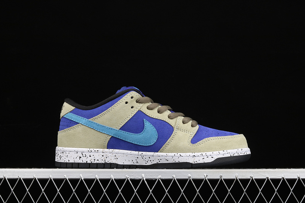 Nike SB Dunk Low ACG Celadon