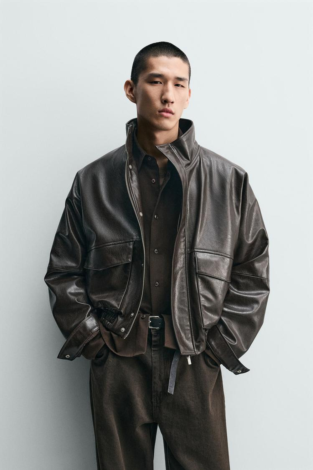 ZARA УКОРОЧЕННАЯ КУРТКА ИЗ ИСКУССТВЕННОЙ КОЖИ, КОРИЧНЕВЫЙ