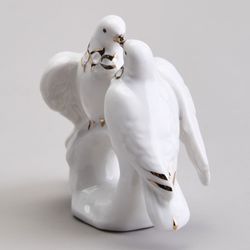 ФИГУРКА LEFARD "ГОЛУБИ" ВЫСОТА=9 СМ