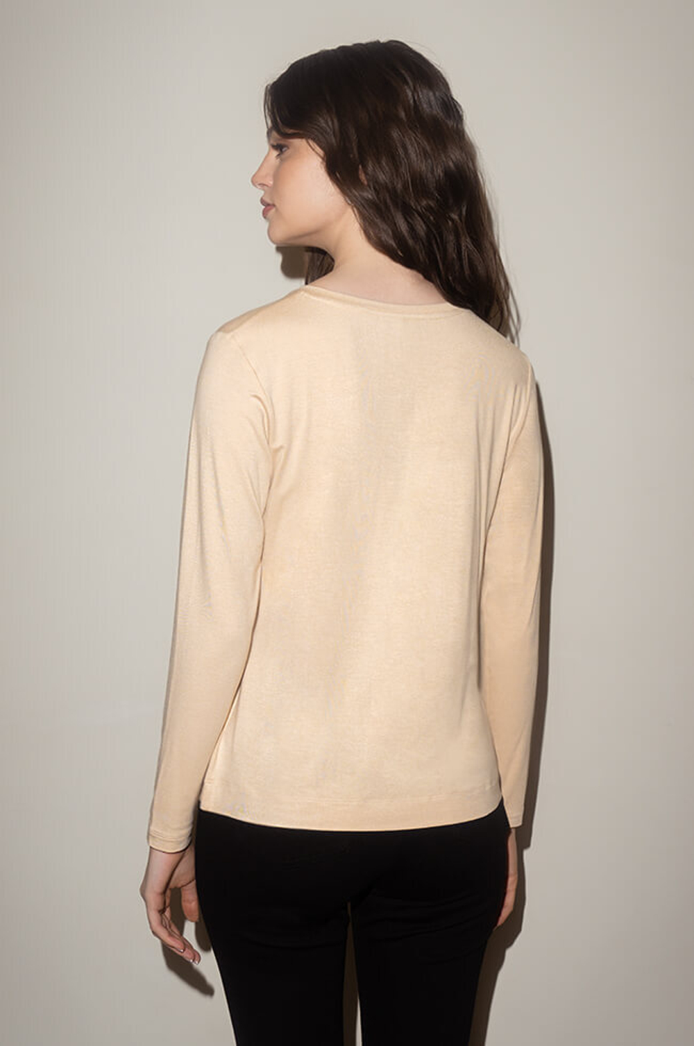 22967 Джемпер женский (бежевый)