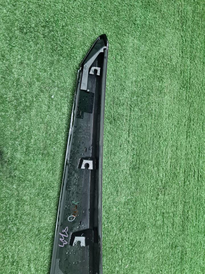 Спойлер крышки багажника левый Lexus RX 4 (15-22)