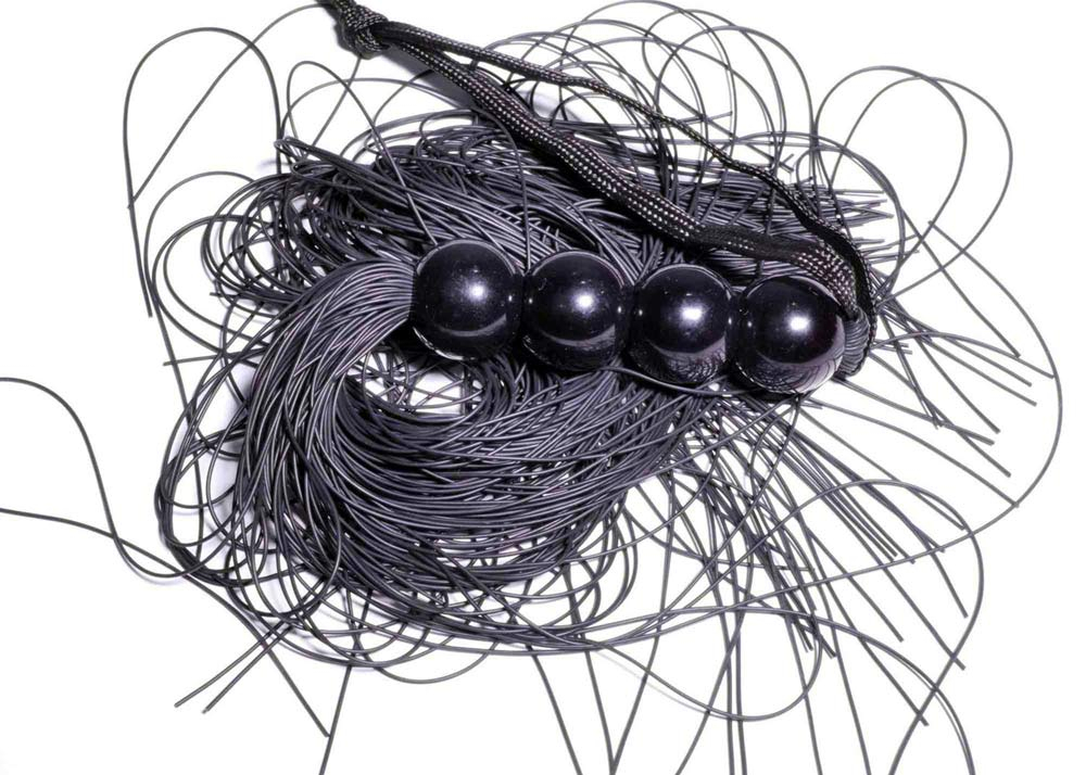 Черная силиконовая плеть - 37 см.