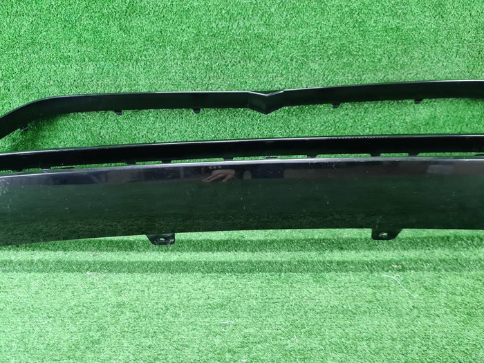 Накладка переднего бампера Genesis GV70 (2020-н.в)